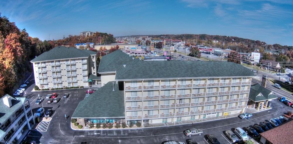Comfort Inn & Suites At Dollywood Lane Pigeon Forge Ngoại thất bức ảnh