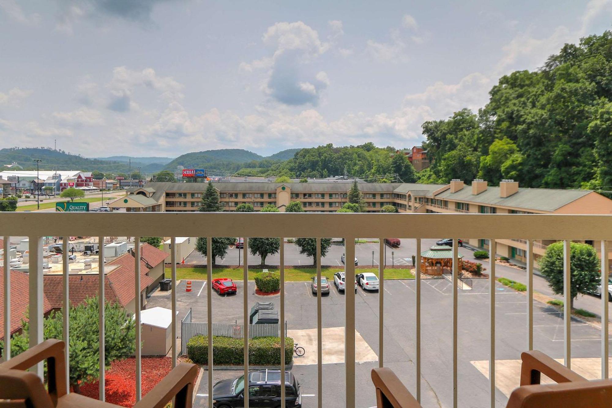 Comfort Inn & Suites At Dollywood Lane Pigeon Forge Ngoại thất bức ảnh